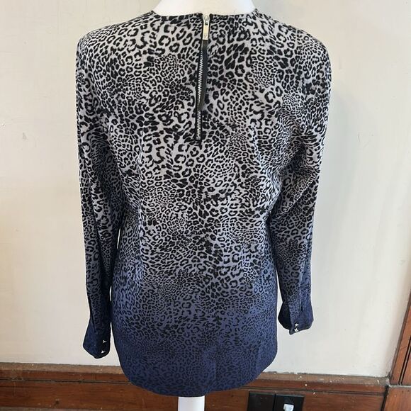Vince Camuto Leopard Print Black gray purple Long Sleeve Blouse Size XS EUC - Picture 6 of 9